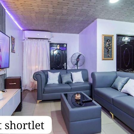 Synott Apartment Ikeja Kültér fotó